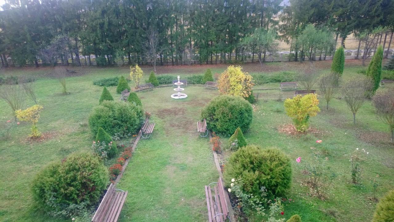 منزل الضيف Minastirea Neamt  في Casa "Ierusalim-Hozeva-Hozeva" المظهر الخارجي الصورة